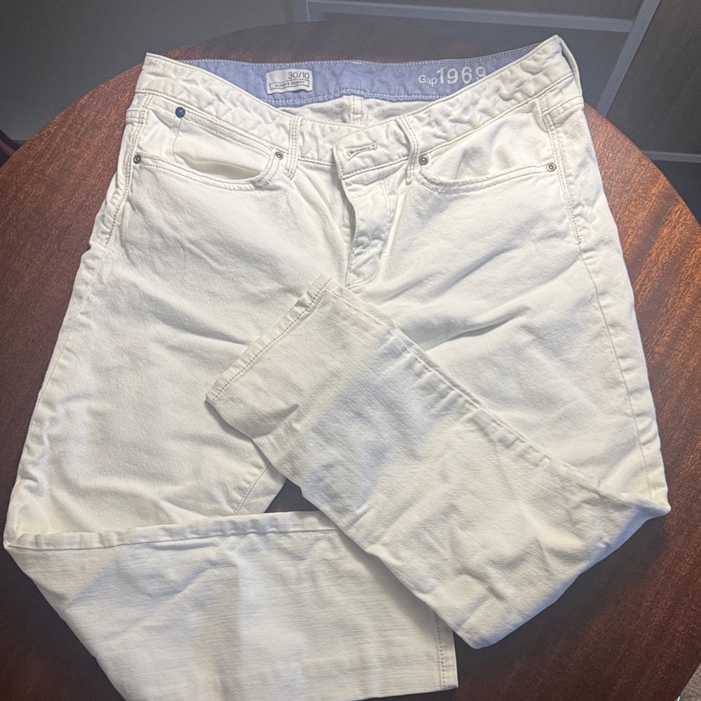 GAP Slim White Jeans